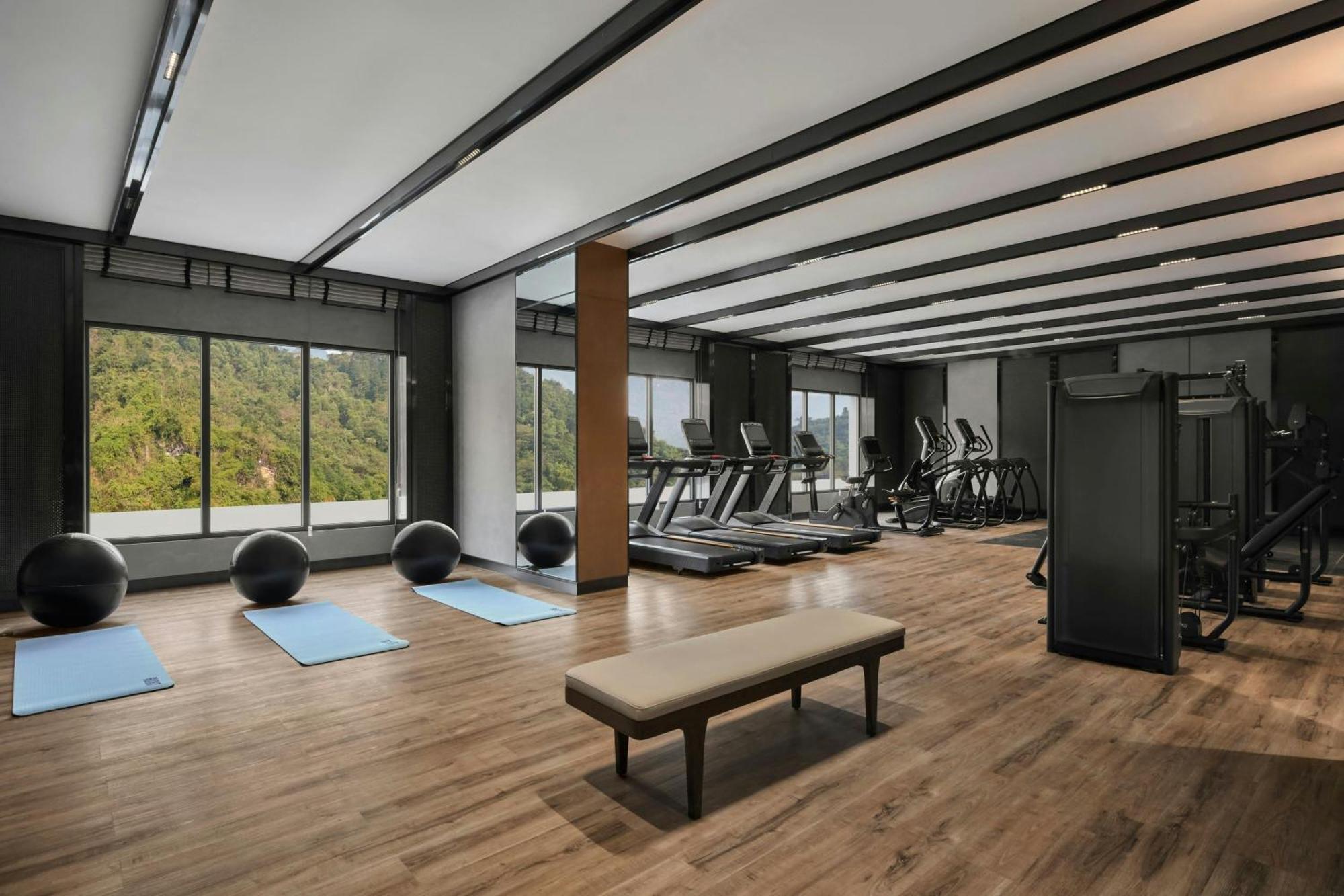 Four Points By Sheraton 河江 外观 照片