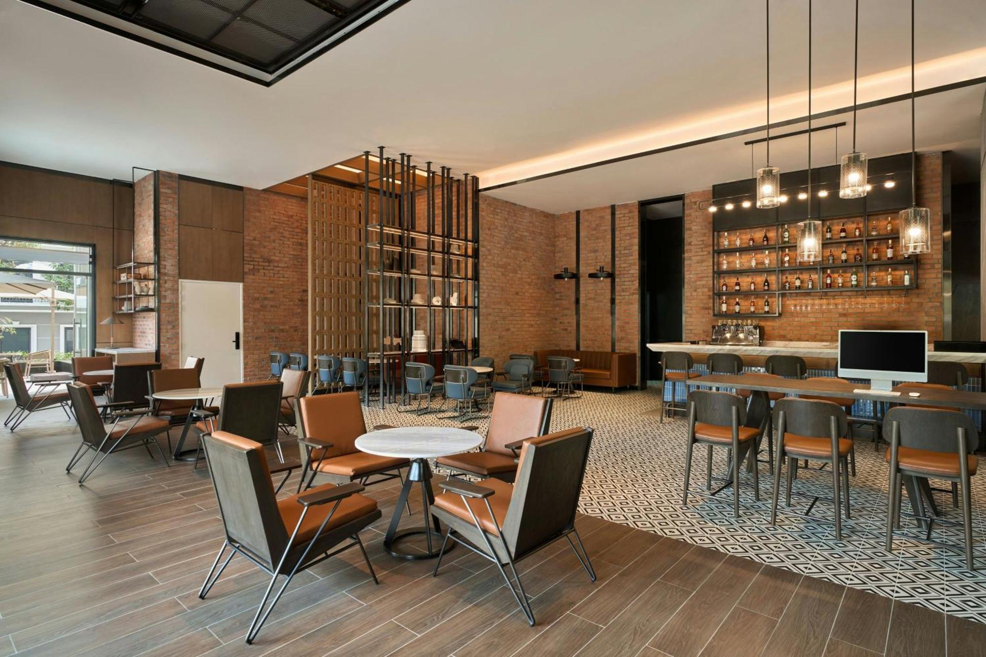 Four Points By Sheraton 河江 外观 照片