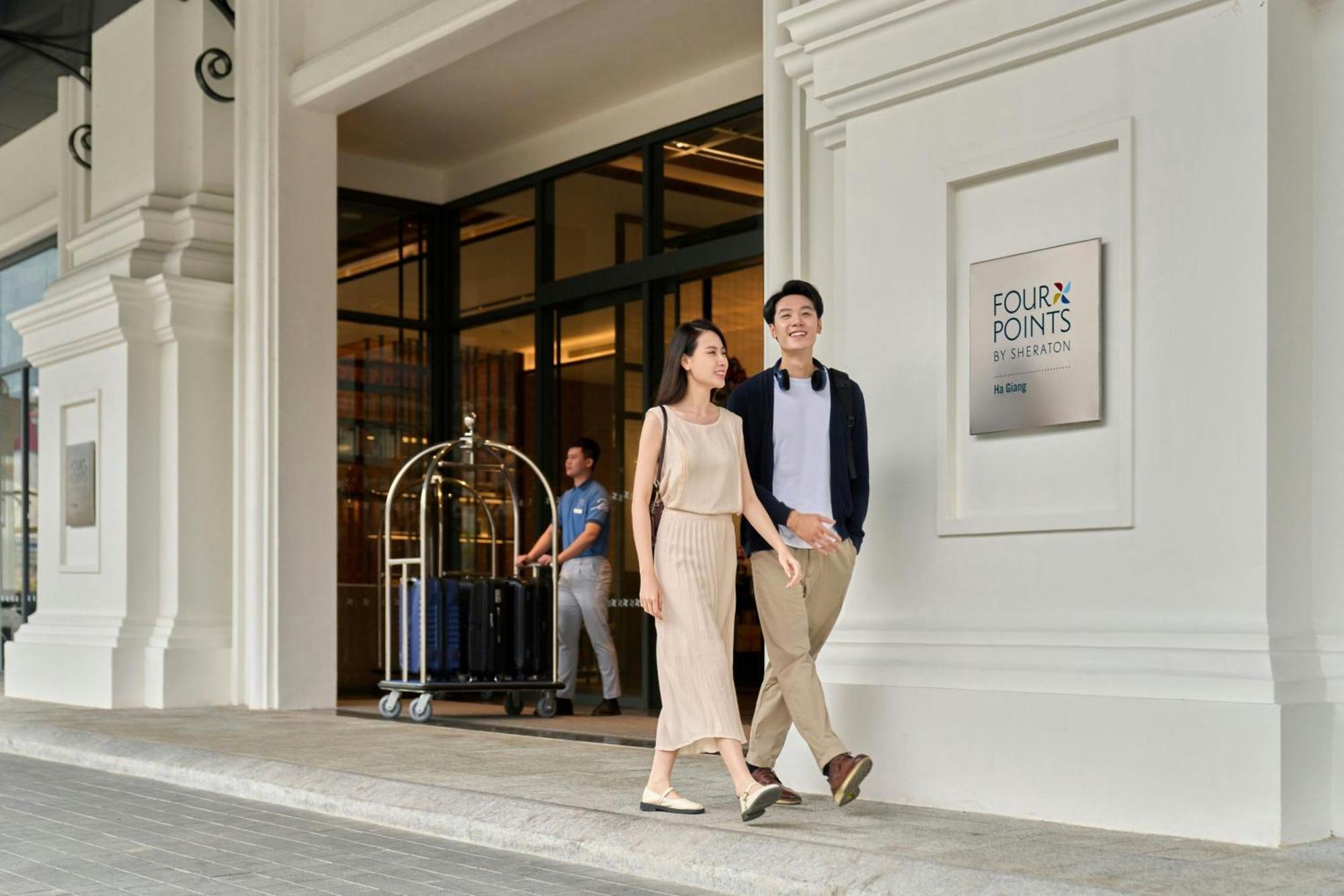 Four Points By Sheraton 河江 外观 照片